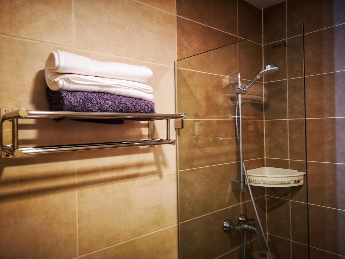 E14, Forest View Apartments, Deposit Required To Confirm Booking Kololi Exteriör bild